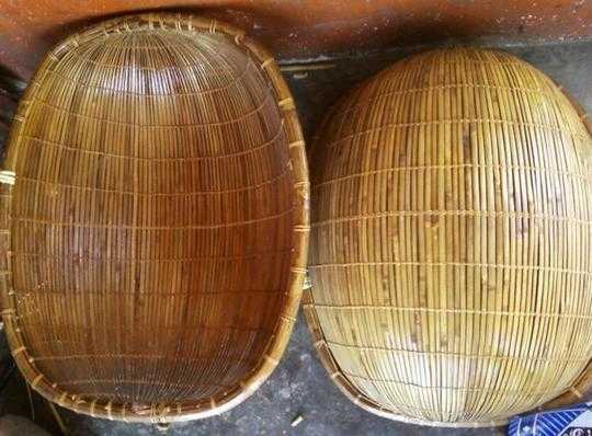 Tanguk atau tangguk merupakan benda tradisional Kalimantan yang bisa digunakan untuk menangkap ikan. | Foto: Kaskus