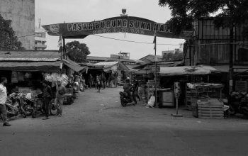 Suasana Pasar Sukahaji yang dikenal pasar burung di Jalan Peta, Bandung, Selasa (30/8/2022). | Foto: Virliya Putricantika/BandungBergerakid