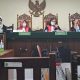 Sidang kasus penyelundupan satwa liar dilindungi di Pengadilan Negeri Pontianak, atas nama terdakwa Le Van Hieu. | Foto: Hendra Cipta/Kompas