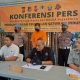 Polresta Yogyakarta bersama BKSDA Yogyakarta meringkus terduga pelaku perdagangan satwa dilindungi. | Foto: Garda Animalia