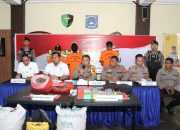 Polres Sanggau melakukan konferensi pers terkait kasus perdagangan sisik trenggiling. | Sumber: Humas Polri
